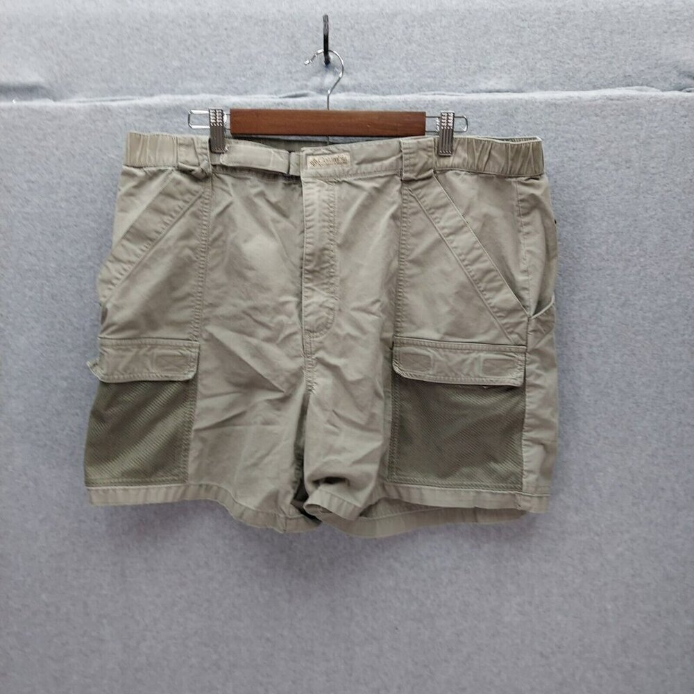 Columbia Mens Khaki Cargo Fishing Shorts With Adjustable Waistband & Mesh Pocket